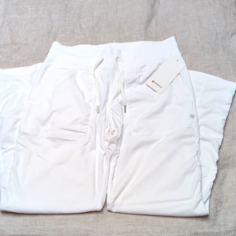Lululemon Dance Studio Pant III Lined